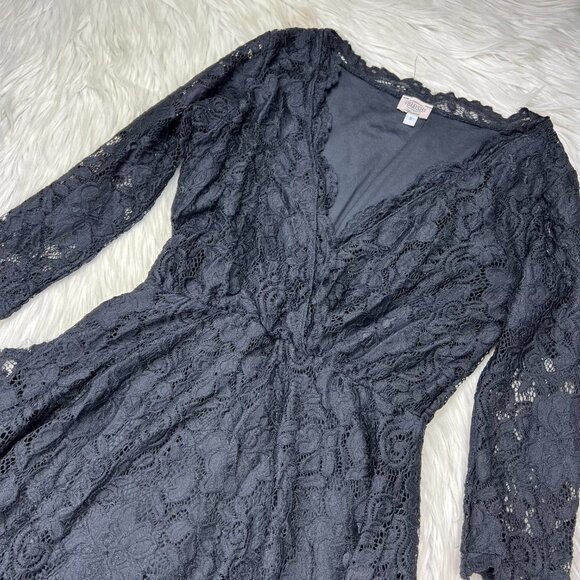 BLUSH Street Couture Women's S Black Wrap Lace Maternity Maxi Dress - Picture 2 of 8